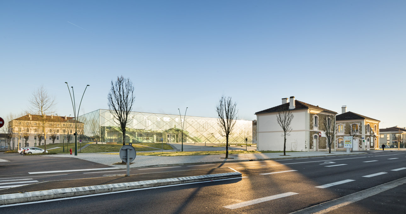 2014 - ARCHI 5 - mediatheque - mont de marsan - 49