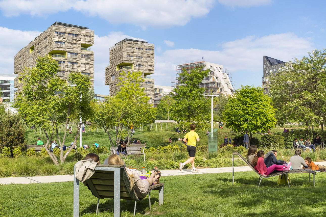 2014 - PARIS BATIGNOLLES - parc luther king - paris 17 - 01